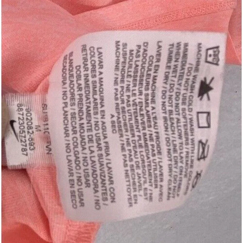 Nike DRI-FIT Top Shirt Women's Size Medium Light Pink Berry Scoop Neck